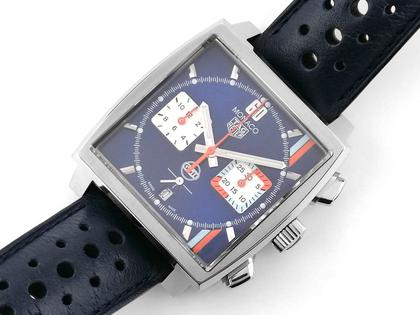TAG Heuer Monaco x Gulf Edition Chronograph Automatik Edelstahl 39x39mm Lederband CBL2115.FC6494 Full Set mit Garantie Occasion Neu – Herrenuhren Chronograph aus Edelstahl. Das Gehäuse ist tonneauform und silber. Das Lederarmband ist blau. Das Zifferblatt ist ein Index in mehrfarbig. – Ansicht 4