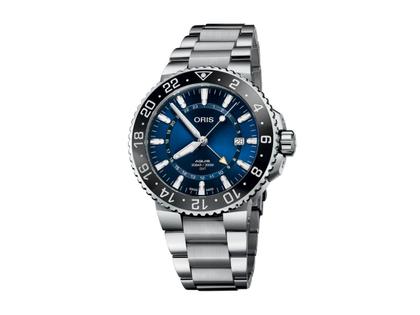 Oris Aquis GMT Date blau Metallband – Herrenuhren Uhr mit Datum aus Edelstahl und Keramik. Das Gehäuse ist rund und silber. Das Edelstahlarmband ist silber. Das Zifferblatt ist ein Index in blau.