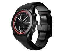 Porsche Design Custom Built Timepieces Watchmakers Choice "IndischRot" Chronograph Automatik Titan Schwarz 42mm schwarzes Zifferblatt schwarzes Lederband – Herrenuhren Chronograph aus Edelstahl, Leder, Titan und Titancarbid beschichtet. Das Gehäuse ist rund und schwarz. Das Lederarmband ist schwarz. Das Zifferblatt ist ein Index in schwarz. – Ansicht 2