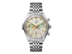 TAG Heuer Carrera Chronograph Seafarer Automatik Edelstahl 42mm beiges Zifferblatt Metallband – Herrenuhren Chronograph aus Edelstahl. Das Gehäuse ist rund und silber. Das Edelstahlarmband ist silber. Das Zifferblatt ist ein Index in beige.
