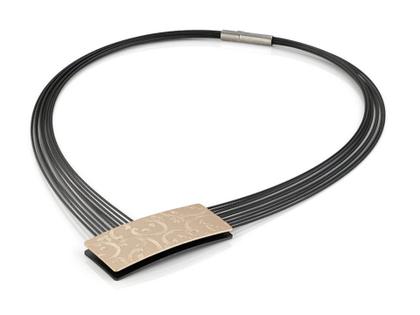 Step by Step Collier Edelstahl anthrazit Aluminium grau gold – Halsschmuck Collier aus Aluminium, Edelstahl und und .