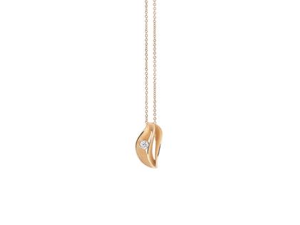 Cammilli Firenze Velaa Star Kette mit Anhänger Orange Apricot Gold mit Brillant 0,030ct – Halsschmuck Kette mit Anhänger aus 750 Gelbgold.