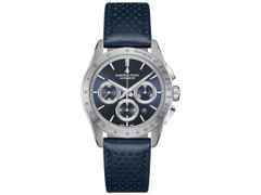 Hamilton Jazzmaster Performer Auto Chrono Edelstahl 42mm dunkelblaues Zifferblatt dunkelblaues Lederband – Herrenuhren Chronograph aus Edelstahl und Leder. Das Gehäuse ist rund und silber. Das Lederarmband ist blau. Das Zifferblatt ist arabisch Index und blau.