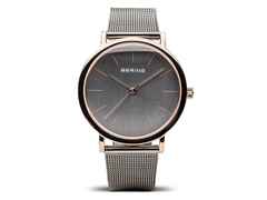 Bering 13436 Edelstahl Damenuhr rosegold graues Zifferblatt Edelstahlband – Damenuhren Uhr ohne Datum aus Edelstahl und PVD beschichtet. Das Gehäuse ist rund und roségold. Das Edelstahlarmband ist grau. Das Zifferblatt ist ein Index in grau.
