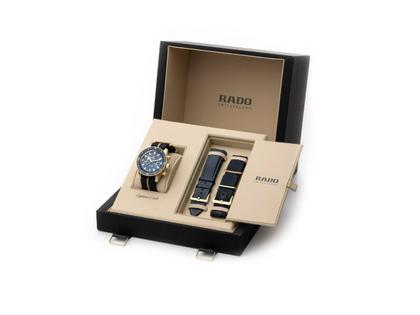 Rado Captain Cook Chronograph Automatik Edelstahl schwarz Metallband – Herrenuhren Chronograph aus Edelstahl, Keramik und Leder. Das Gehäuse ist rund und silber. Das Edelstahlarmband ist silber. Das Zifferblatt ist ein Index in schwarz. – Ansicht 4