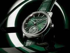 Frederique Constant Classic Moonphase Date Manufacture Automatik Edelstahl 40mm grünes Zifferblatt grünes Lederband – Herrenuhren Uhr mit Datum aus Edelstahl und Leder. Das Gehäuse ist rund und silber. Das Lederarmband Kroko / Alligator ist grün. Das Zifferblatt ist ein Index in grün. – Ansicht 4
