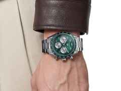 TAG Heuer Carrera Chronograph Sport Automatik Edelstahl 42mm grünes Zifferblatt Metallband – Herrenuhren Chronograph aus Edelstahl und Keramik. Das Gehäuse ist rund und silber. Das Edelstahlarmband ist silber. Das Zifferblatt ist arabisch Index und grün. – Ansicht 7