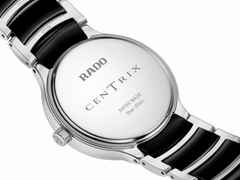 Rado Centrix Diamonds Quarz Edelstahl 35mm schwarzes Zifferblatt mit Brillanten schwarzes Keramikband – Damenuhren Uhr mit Datum aus Edelstahl und Keramik. Das Gehäuse ist rund und silber. Das Keramikarmband ist schwarz. Das Zifferblatt ist ein Index in schwarz. – Ansicht 4