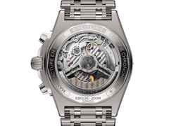 Breitling Chronomat B01 42 Automatik Titan graues Zifferblatt Metallband – Herrenuhren Chronograph aus Titan. Das Gehäuse ist rund und grau. Das Titanarmband ist grau. Das Zifferblatt ist ein Index in anthrazit. – Ansicht 2