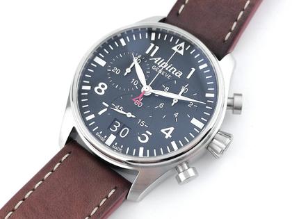 Juwelier Roller Startimer Pilot Chronograph Quarz Edelstahl 44mm blaues Zifferblatt Lederband AL-372N4S6 Full Set Occasion Neu – Herrenuhren Uhr mit Datum aus Edelstahl. Das Gehäuse ist rund und silber. Das Lederarmband ist braun. Das Zifferblatt ist arabisch Index und blau. – Ansicht 4