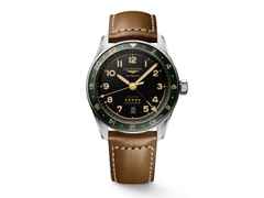 Longines Spirit Zulu Time Automatik Edelstahl 42mm anthrazites Zifferblatt braunes Lederband – Herrenuhren Uhr mit Datum aus Edelstahl, Keramik und Leder. Das Gehäuse ist rund und silber. Das Lederarmband ist braun. Das Zifferblatt ist arabisch und grau.