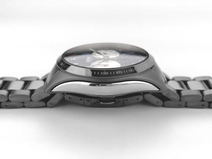 Rado HyperChrome Gent Automatic Chronograph XXL Limited Edition Plasmakeramik R32022102 Full Set mit Garantie Occasion – Herrenuhren Chronograph aus Edelstahl und Keramik. Das Gehäuse ist rund und grau. Das Keramikarmband ist grau. Das Zifferblatt ist arabisch Index und blau. – Ansicht 4