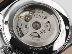 Hamilton Jazzmaster Open Heart Automatik Edelstahl 40mm silbernes Zifferblatt braunes Lederband – Herrenuhren Uhr ohne Datum aus Edelstahl und Leder. Das Gehäuse ist rund und silber. Das Lederarmband ist braun. Das Zifferblatt ist ein Index in silber. – Ansicht 5