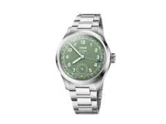 Oris Big Crown Pointer Date Calibre 403 Automatik Edelstahl 40mm grünes Zifferblatt Metallband – Herrenuhren Uhr mit Datum aus Edelstahl. Das Gehäuse ist rund und silber. Das Edelstahlarmband ist silber. Das Zifferblatt ist arabisch und grün.