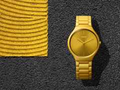 Rado True Thinline Les Couleurs Le Corbusier Quarz Keramik Sunshine Yellow 4320W – Damenuhren Uhr ohne Datum aus Keramik und Titan. Das Gehäuse ist rund und gelb. Das Keramikarmband ist gelb. Das Zifferblatt ist ein Index in gelb. – Ansicht 3