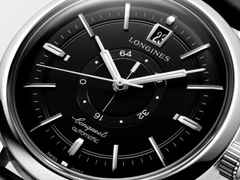 Longines Conquest Heritage Central Power Reserve Automatik Edelstahl 38mm schwarzes Zifferblatt schwarzes Lederband – Herrenuhren Uhr mit Datum aus Edelstahl und Leder. Das Gehäuse ist rund und silber. Das Lederarmband Kroko / Alligator ist schwarz. Das Zifferblatt ist ein Index in schwarz. – Ansicht 3
