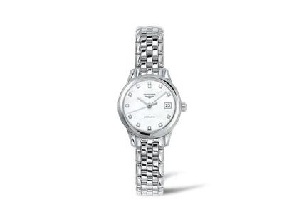 Longines Les Grandes Classiques Flagship Damenuhr Automatik 26 mm Edelstahl weiß Index Metallband – Damenuhren Uhr mit Datum aus Edelstahl. Das Gehäuse ist rund und silber. Das Edelstahlarmband ist silber. Das Zifferblatt ist arabisch Index und weiß.