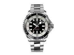 Breitling Superocean Automatic 44 Edelstahl schwarzes Zifferblatt Metallband – Herrenuhren Uhr ohne Datum aus Edelstahl und Keramik. Das Gehäuse ist rund und silber. Das Kautschuk / Kunststoff / Silikon Armband ist silber. Das Zifferblatt ist ein Index in schwarz.