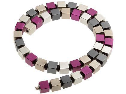 Apero Würfelkette 8mm Farbverlauf titanfarben, lila, natur, anthrazit – Halsschmuck Collier aus Aluminium, Edelstahl und und .