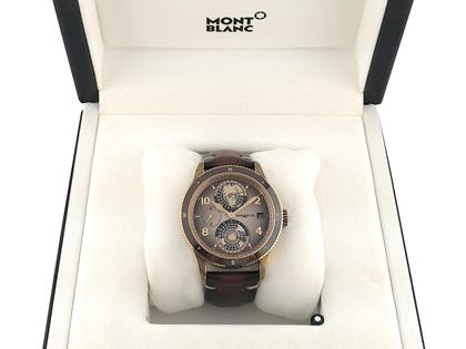 Montblanc 1858 Automatic Geosphere Limited Edition "Wüste Gobi" Bronze 42mm Lederband MB128504 Full Set Occasion – Herrenuhren Uhr mit Datum aus Bronze, Keramik und Titan. Das Gehäuse ist rund und bronze. Das Lederarmband ist braun. Das Zifferblatt ist arabisch Index und braun. – Ansicht 5