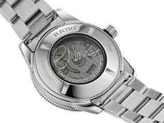 Rado Captain Cook x Cameron Norrie Automatik Edelstahl grün Edelstahlband Limitierte Edition – Herrenuhren Uhr mit Datum aus Edelstahl. Das Gehäuse ist rund und silber. Das Edelstahlarmband ist silber. Das Zifferblatt ist ein Index in grün. – Ansicht 7