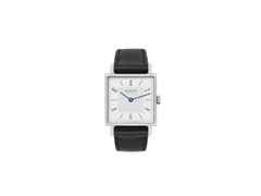 Nomos Glashütte Tetra 27 Duo Handaufzug Edelstahl 27mm weißes Zifferblatt schwarzes Lederband Stahlboden – Damenuhren Uhr ohne Datum aus Edelstahl und Leder. Das Gehäuse ist quadratisch und silber. Das Lederarmband ist schwarz. Das Zifferblatt ist arabisch Index und weiß.