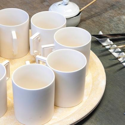 Meissen MUG Collection Henkelbecher Set "Schwerter weiß" – Porzellanwaren Tafelporzellan in weiß und aus Porzellan. – Ansicht 2