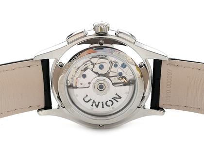 Union Glashütte Noramis Chronograph Sachsen Classic   2013 Limited Edition Automatik D005.427.16.037.07 Full Set mit Garantie Occasion Refurbished – Herrenuhren Uhr mit Datum aus Edelstahl. Das Gehäuse ist rund und silber. Das Lederarmband ist schwarz. Das Zifferblatt ist arabisch Index und silber. – Ansicht 2