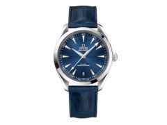 Omega Seamaster Aqua Terra 150M Automatik Edelstahl 41mm blaues Zifferblatt Lederband – Herrenuhren Uhr mit Datum aus Edelstahl. Das Gehäuse ist rund und silber. Das Lederarmband Kroko / Alligator ist blau. Das Zifferblatt ist ein Index in blau. – Ansicht 3