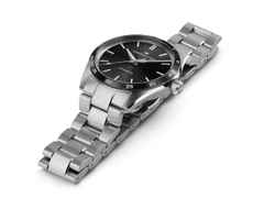 Hamilton Jazzmaster Performer Auto Edelstahl 38mm schwarzes Zifferblatt Metallband – Herrenuhren Uhr ohne Datum aus Edelstahl und Leder. Das Gehäuse ist rund und silber. Das Edelstahlarmband ist silber. Das Zifferblatt ist ein Index in schwarz. – Ansicht 2