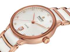 Rado Centrix Diamonds Automatik Edelstahl Roségold-PVD 35mm weißes Zifferblatt mit Brillanten Metallband – Damenuhren Uhr mit Datum aus Edelstahl, Keramik und PVD beschichtet. Das Gehäuse ist rund und roségold. Das Keramikarmband ist weiß. Das Zifferblatt ist ein Index in weiß. – Ansicht 2