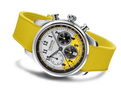 Union Glashütte Belisar Chronograph Speedster Limited Edition 2022 – Herrenuhren Chronograph aus Edelstahl. Das Gehäuse ist rund und silber. Das Lederarmband ist schwarz. Das Zifferblatt ist arabisch Index und gelb. – Ansicht 7