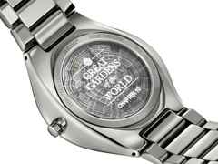 Rado True Thinline X Great Gardens of the World - Chapter 10 "Drachenblutbaum" Automatik Hightech-Keramik grau – Damenuhren Uhr ohne Datum aus Keramik und Titan. Das Gehäuse ist rund und grau. Das Keramikarmband ist grau. Das Zifferblatt ist ohne Zeichen und grau-roségold. – Ansicht 4