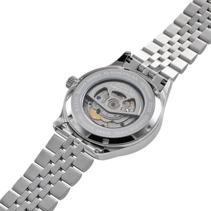 Bruno Söhnle Glashütte Turin Automatik Edelstahl 39,5mm hellgraues Zifferblatt Metallband – Herrenuhren Uhr mit Datum aus Edelstahl. Das Gehäuse ist rund und silber. Das Edelstahlarmband ist silber. Das Zifferblatt ist ein Index in grau. – Ansicht 3