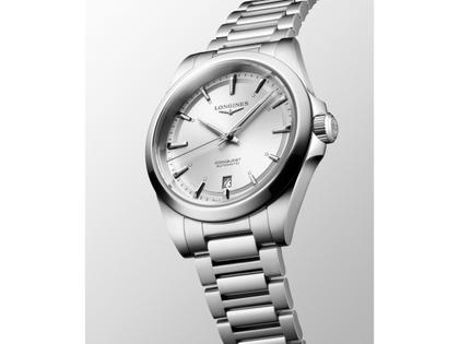 Longines Conquest Automatik Edelstahl 38mm silberfarbenes Zifferblatt Metallband – Herrenuhren Uhr mit Datum aus Edelstahl. Das Gehäuse ist rund und silber. Das Edelstahlarmband ist silber. Das Zifferblatt ist ein Index in silber. – Ansicht 3