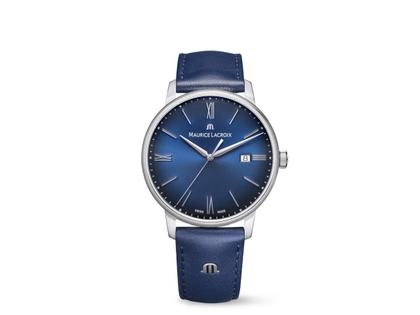 Herrenuhren Uhr mit Datum aus Edelstahl. Das Gehäuse ist rund und silber. Das Lederarmband ist blau. Das Zifferblatt ist römisch Index und blau.