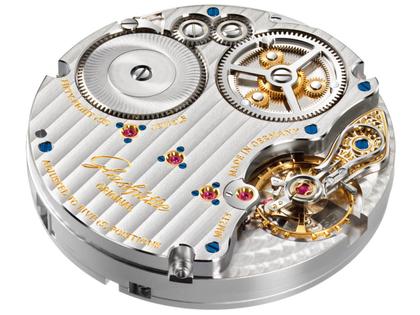 Glashütte Original Senator Chronometer Handaufzug Weißgold 42mm blaues Zifferblatt blaues Lederband – Herrenuhren Uhr mit Datum aus 750 Weißgold. Das Gehäuse ist rund und silber. Das Lederarmband Kroko / Alligator ist blau. Das Zifferblatt ist römisch und blau. – Ansicht 4