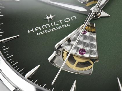 Hamilton Jazzmaster Open Heart Automatik Edelstahl 40mm grünes Zifferblatt braunes Lederband – Herrenuhren Uhr ohne Datum aus Edelstahl und Leder. Das Gehäuse ist rund und silber. Das Lederarmband ist braun. Das Zifferblatt ist ein Index in grün. – Ansicht 5