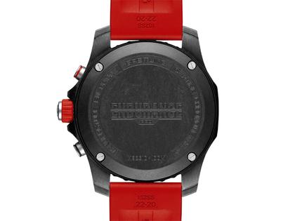 Breitling Endurance Pro 44 Chronograph Quarz Breitlight schwarzes Zifferblatt rotes Kautschukband – Herrenuhren Chronograph aus Sonstiges. Das Gehäuse ist rund und schwarz. Das Kautschuk / Kunststoff / Silikon Armband ist rot. Das Zifferblatt ist arabisch und schwarz. – Ansicht 2