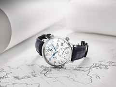 Glashütte Original Senator Cosmopolite Automatik Edelstahl 44mm weißes Zifferblatt blaues Lederband – Ansicht 2