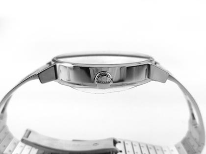Nomos Glashütte Autobahn neomatik Director's Cut Limited Edition A9 Automatik Edelstahl 41mm schwarzes Zifferblatt Metallband 1301.S3 Full Set Occasion Neu – Herrenuhren Uhr mit Datum aus Edelstahl. Das Gehäuse ist rund und silber. Das Edelstahlarmband ist silber. Das Zifferblatt ist arabisch Index und schwarz. – Ansicht 3