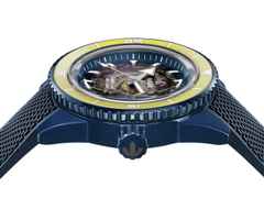 Rado Captain Cook High-Tech Ceramic Skeleton Limited Edition Gelb Automatik Keramik 43mm skelettiertes Zifferblatt blaues Kautschukband – Herrenuhren Uhr ohne Datum aus Edelstahl, Kautschuk, Keramik, PVD beschichtet und Titan. Das Gehäuse ist rund und blau. Das Kautschuk / Kunststoff / Silikon Armband ist blau. Das Zifferblatt ist ein Index in grau. – Ansicht 3