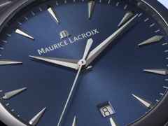Maurice Lacroix 1975 Quarz Edelstahl 39mm blaues Zifferblatt Metallband – Herrenuhren Uhr mit Datum aus Edelstahl. Das Gehäuse ist rund und silber. Das Edelstahlarmband ist silber. Das Zifferblatt ist ein Index in blau. – Ansicht 2