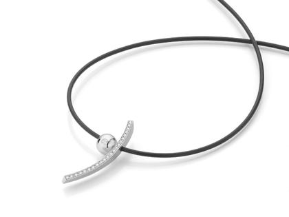 Micha Bunz Collier aus Silikon mit Schmuckelementen und Brillanten 0,210ct – Halsschmuck Halsreif aus 950 Platin.