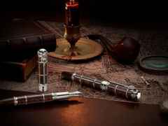 Montblanc Writers Edition                 2021:  Limited Edition Sir Arthur Conan Doyle Füllfederhalter 1902 – Schreibgeräte Füllfederhalter in braun und aus 750 Gelbgold, Edelharz und Ruthenium. – Ansicht 5