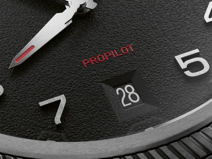 Oris ProPilot Date Automatik Edelstahl 41mm schwarzes Zifferblatt Metallband – Herrenuhren Uhr mit Datum aus Edelstahl. Das Gehäuse ist rund und silber. Das Edelstahlarmband ist silber. Das Zifferblatt ist arabisch und schwarz. – Ansicht 3