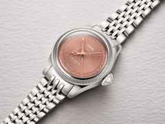 Oris Big Crown Pointer Date Automatik Edelstahl 29mm rosa Zifferblatt Metallband – Damenuhren Uhr mit Datum aus Edelstahl. Das Gehäuse ist rund und silber. Das Edelstahlarmband ist silber. Das Zifferblatt ist ohne Zeichen und rosa. – Ansicht 3