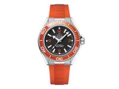 Omega Seamaster Planet Ocean 600M Automatik Edelstahl 42mm schwarzes Zifferblatt orange Keramiklünette oranges Kautschukband – Herrenuhren Uhr ohne Datum aus Edelstahl und Keramik. Das Gehäuse ist rund und silber. Das Kautschuk / Kunststoff / Silikon Armband ist orange. Das Zifferblatt ist arabisch Index und schwarz.
