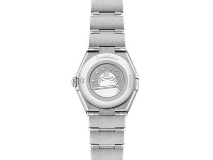 Omega Constellation Quarz Edelstahl 28mm rosafarbenes Zifferblatt Metallband – Damenuhren Uhr ohne Datum aus Edelstahl. Das Gehäuse ist rund und silber. Das Edelstahlarmband ist silber. Das Zifferblatt ist ein Index in rosa. – Ansicht 3