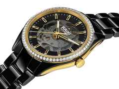 Rado HyperChrome Automatik Diamonds Keramik 42mm schwarzes Zifferblatt schwarzes Keramikband – Herrenuhren Uhr ohne Datum aus Keramik. Das Gehäuse ist rund und schwarz. Das Keramikarmband ist schwarz. Das Zifferblatt ist ein Index in schwarz. – Ansicht 2